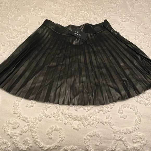 Lulus pleated leather skirt with tags - Picture 1 of 1